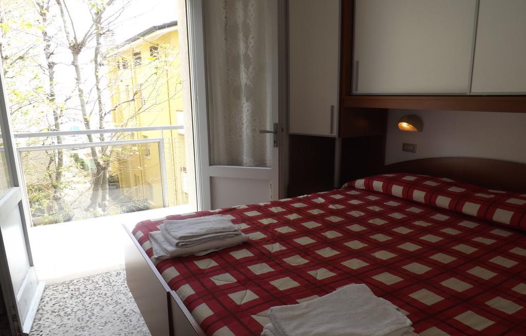 Hotel La Vela Белариа-Игеа Марина Стая снимка
